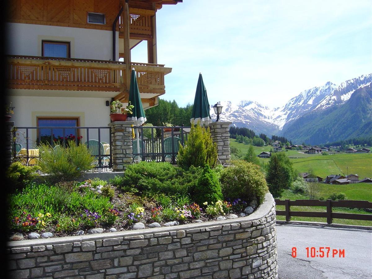 Hotel Kranebitt Val di Vizze Exteriör bild
